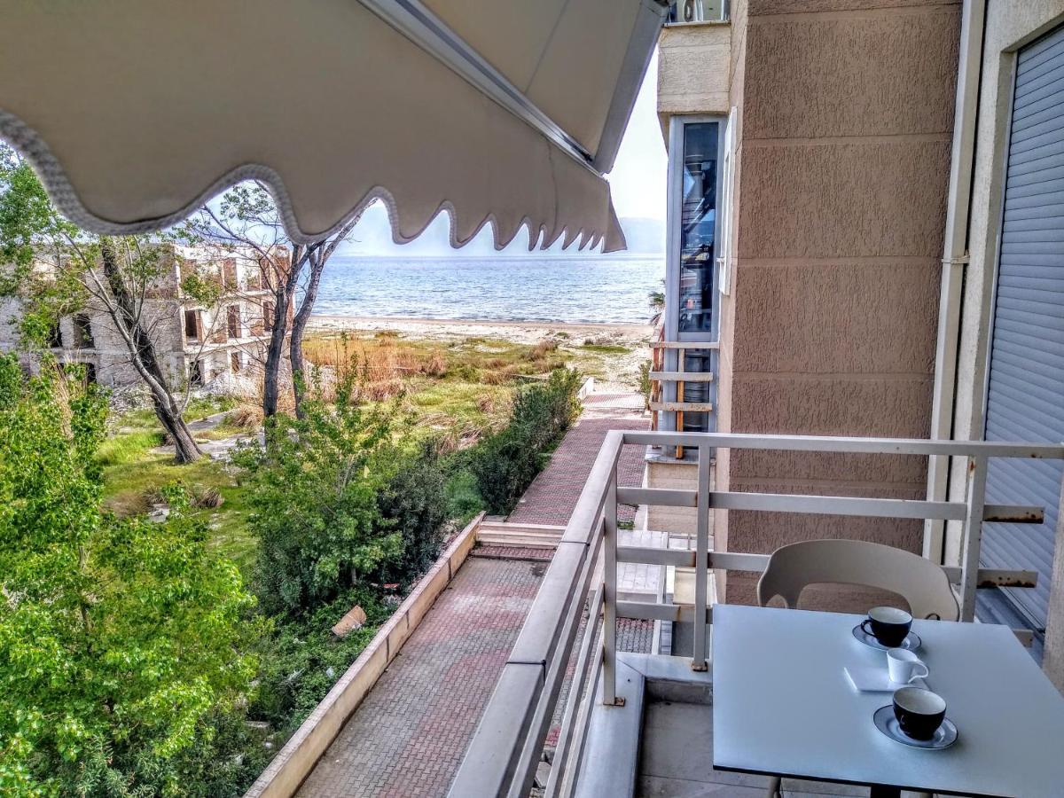 Rass' Apartment Vlorë Exterior foto