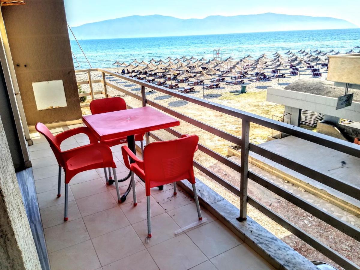 Rass' Apartment Vlorë Exterior foto