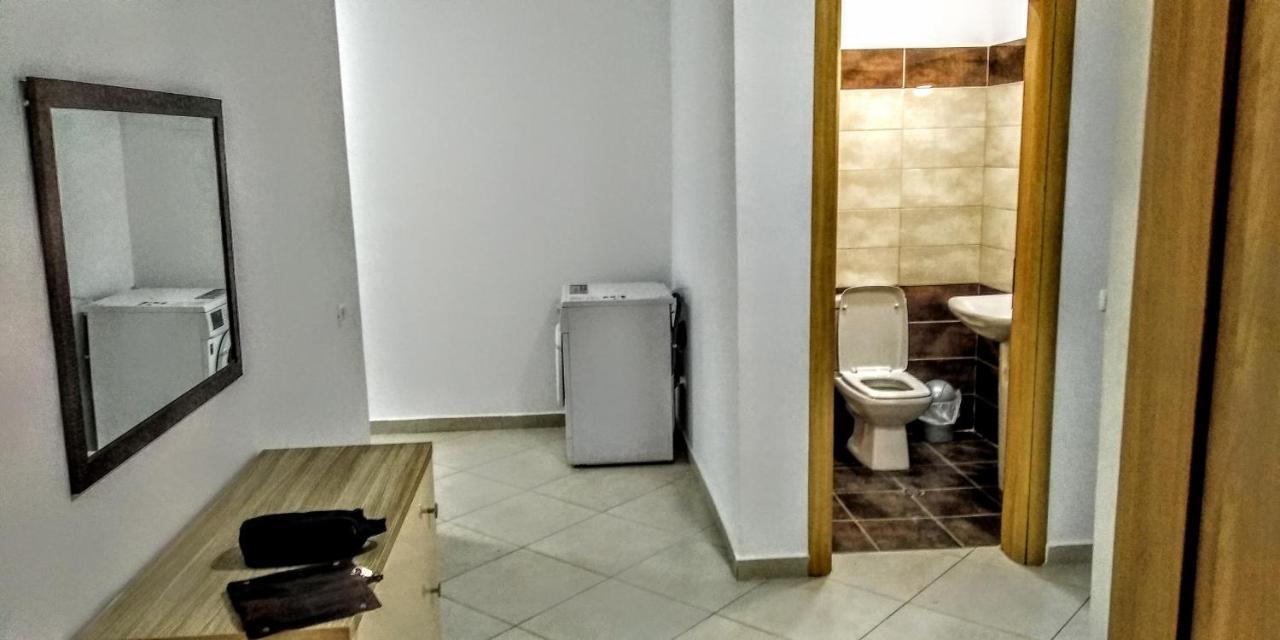Rass' Apartment Vlorë Exterior foto